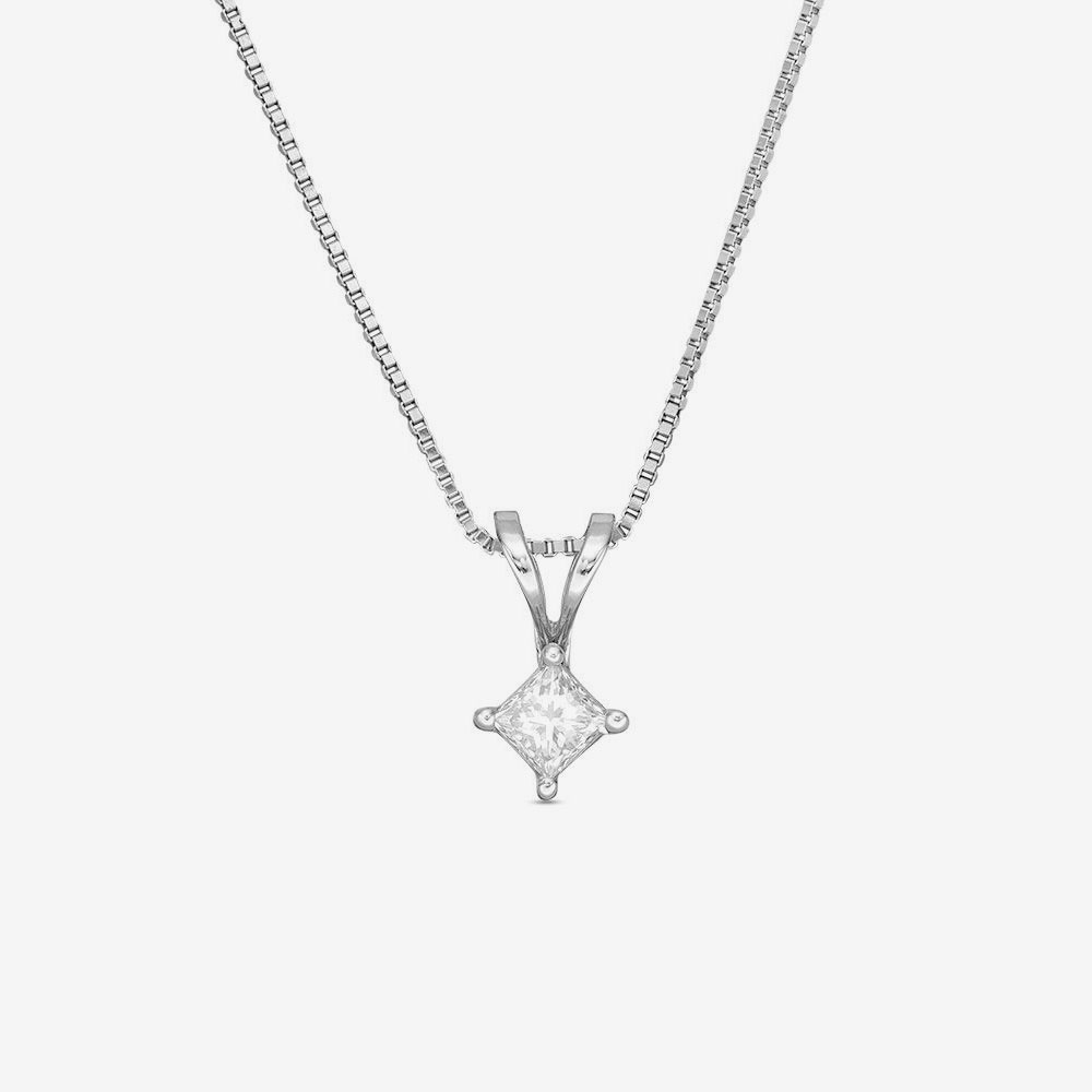 قلادة نجمة الماس